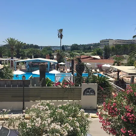 شقة Malibu Summer Studios ذيسْخا